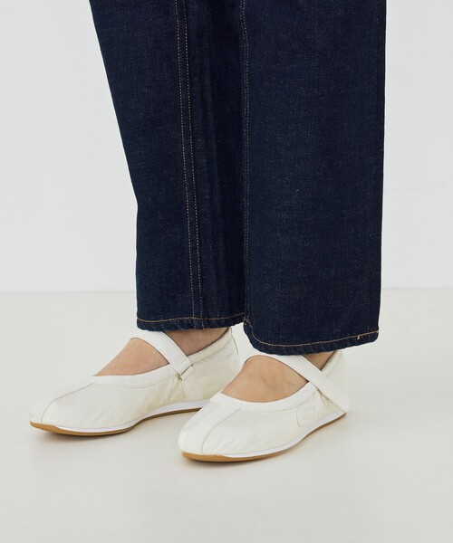 GALERIE VIE（ギャルリー ヴィー）の「リユースシーアイランドコットン デニムストレートパンツ（デニムパンツ・レディース・ブルー/ネイビー・32/34/36/38）」の12枚目の写真