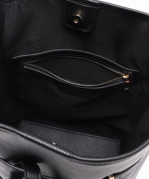 SLOBE IENA（スローブイエナ）の「《追加6》SLOBE ベルトスクエアトートバッグ（ショルダーバッグ・レディース・ブラック・FREE）」の14枚目の写真