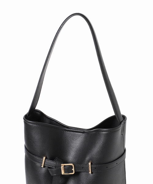 SLOBE IENA（スローブイエナ）の「《追加6》SLOBE ベルトスクエアトートバッグ（ショルダーバッグ・レディース・ブラック・FREE）」の17枚目の写真