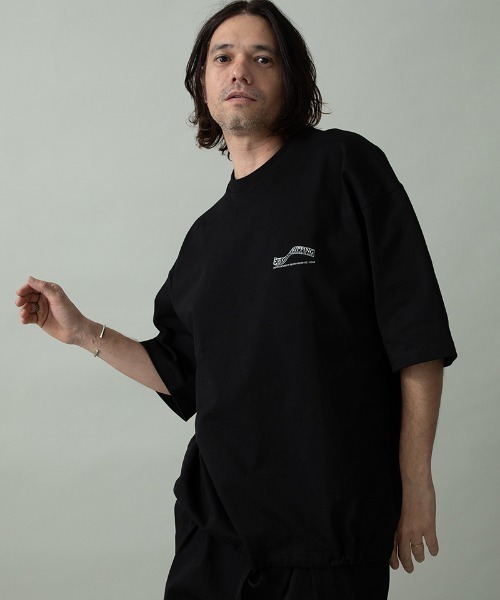 EGO TRIPPING(エゴトリッピング)の「mt10249- HEAVYJERSEY wavy Tシャツ(666654)(Tシャツ/カットソー・メンズ・杢グレー/ブラック・48/46)」の2枚目の写真