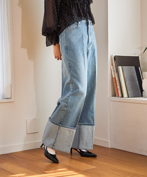 mysty woman(ミスティウーマン)の「ターンアップデニムワイドパンツ 660072(デニムパンツ・レディース・ブルー/インディゴブルー・MEDIUM/SMALL)」の5枚目の写真