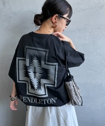 PENDLETON（ペンドルトン）の「【WEB先行予約】[PENDLETON ペンドルトン] 別注 ドローコード付き ネイティブ柄 バックプリントTシャツ（Tシャツ/カットソー）」