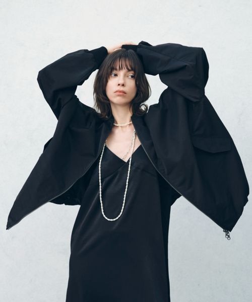 studio CLIP(スタディオクリップ)の「《ウタオ》MA-1ブルゾン(MA-1・レディース・ブラック/ベージュ・FREE)」の2枚目の写真