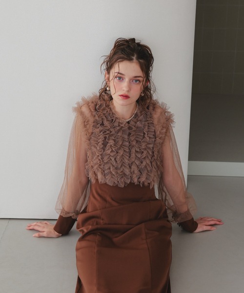 Dorry Doll（ドリードール）の「フリルブラウスセットドレス（ドレス・レディース・ブラウン/ブラック/グレー/ブラック×ベージュ・MEDIUM/M-Short）」の4枚目の写真