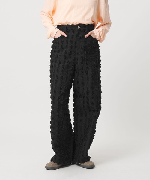 BEAUTY&YOUTH UNITED ARROWS(ビューティーアンドユースユナイテッドアローズ)の「スクエア フリンジ ジャガード ワイドパンツ(その他パンツ・レディース・ブラック/ホワイト・M/S)」の2枚目の写真