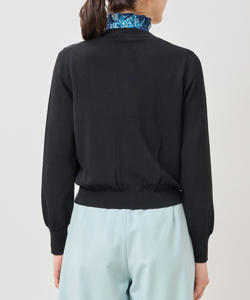 NARACAMICIE（ナラカミーチェ）の「【NARACAMICIE】Tバークルーネックカーディガン（カーディガン/ボレロ・レディース・オレンジ/ブラック/ブルー/ホワイト・XL/M）」の7枚目の写真