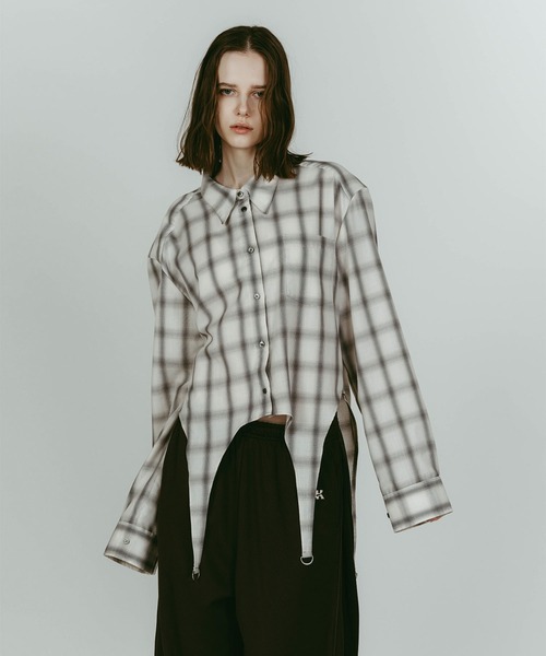 Knuth Marf（クヌースマーフ）の「design overshirt（Tシャツ/カットソー・レディース・ホワイト/オリーブ・FREE）」の2枚目の写真