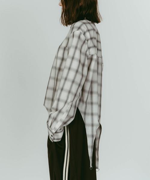 Knuth Marf（クヌースマーフ）の「design overshirt（Tシャツ/カットソー・レディース・ホワイト/オリーブ・FREE）」の7枚目の写真