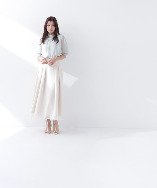 NATURAL BEAUTY BASIC（ナチュラルビューティーベーシック）の「◇楊柳シアーフレアスカート（スカート・レディース・ライトグリーン/チャコールグレー/オフホワイト・SMALL/MEDIUM）」の5枚目の写真