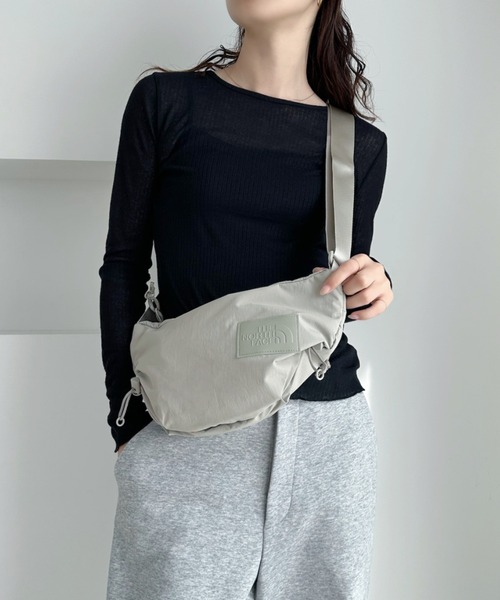 THE NORTH FACE(ザノースフェイス)の「◇THE NORTH FACE◇ WHITE LABEL 正規品/W ネバー ストップ クロスボディ W NEVER STOP CROSSBODY(ボディバッグ/ウエストポーチ・レディース・カーキ/グレイッシュベージュ/ブラック・FREE)」の12枚目の写真