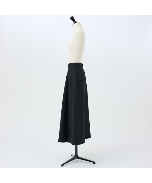 DESIGNWORKS（デザインワークス）の「タックツイルフレアスカート（スカート・レディース・ダークオレンジ・38/36）」の18枚目の写真
