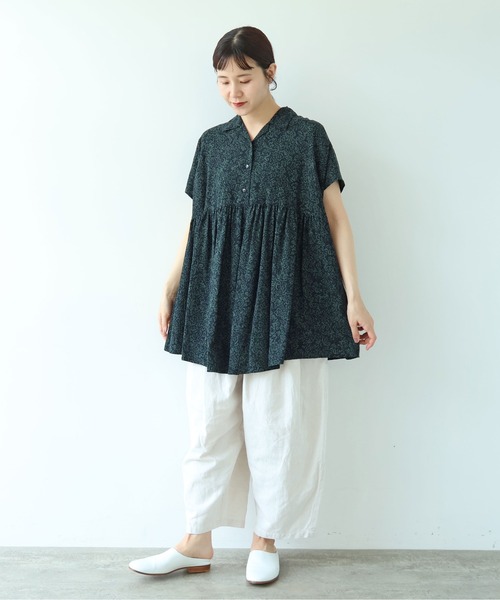 yuni(ユニ )の「rayon cupla cotton flower print open peprum tunic(シャツ/ブラウス・レディース・アイボリー/グリーン・FREE)」の19枚目の写真