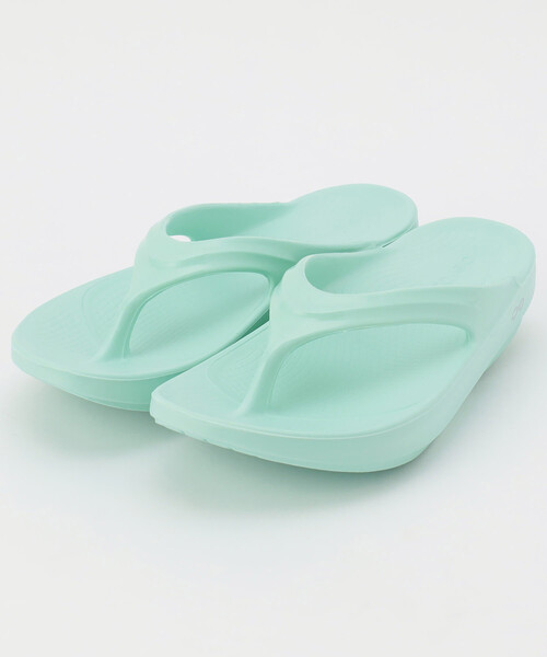 FREAK'S STORE（フリークスストア）の「OOFOS/ウーフォス Oolala/ウーララ/トングサンダル[23cm～25cm展開]（サンダル・レディース・ブラック/ホワイト/ピンク/ブルーグリーン・8/7/6）」の12枚目の写真