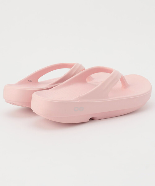 FREAK'S STORE（フリークスストア）の「OOFOS/ウーフォス Oolala/ウーララ/トングサンダル[23cm～25cm展開]（サンダル・レディース・ブラック/ホワイト/ピンク/ブルーグリーン・8/7/6）」の7枚目の写真