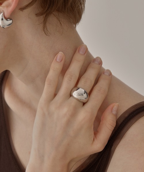 AFFECT（アフェクト）の「Impact “Form” Ring（リング・レディース・シルバー・LARGE/MEDIUM/SMALL）」の5枚目の写真