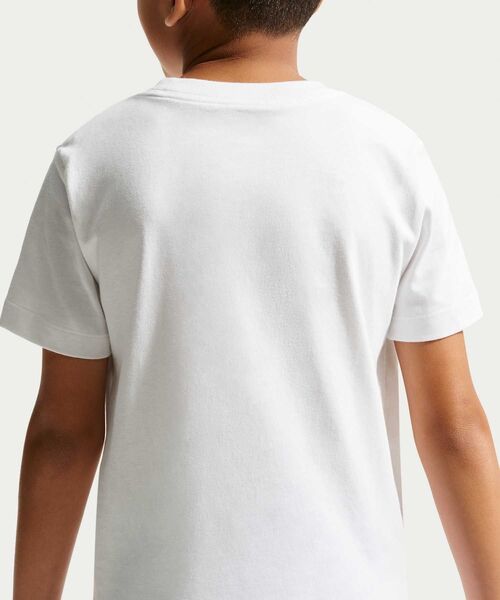 NIKE(ナイキ)の「ナイキ スポーツウェア ジュニア Tシャツ / Nike Sportswear Big Kids' T-Shirt IO1977-100 White(Tシャツ/カットソー・キッズ・ホワイト・150/130/160/140)」の6枚目の写真