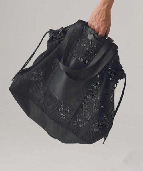 ADAM PATEK(アダムパテック)の「ADAMPATEK/leather trimmed mesh 2way big tote bag /レザーxメッシュ2wayビッグトートバッグ(トートバッグ・メンズ・ブラック・FREE)」の4枚目の写真