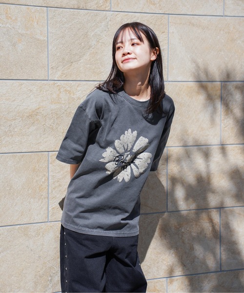 ATELANE（アテレーン）の「ATELANE / ピグメント/刺繍/Tシャツ/アソート（Tシャツ/カットソー・メンズ・ブラック/オフホワイト・X-LARGE/LARGE/MEDIUM）」の12枚目の写真