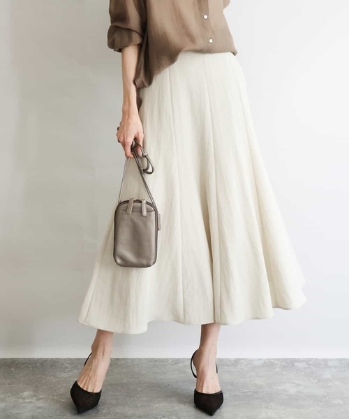 MK MICHEL KLEIN（エムケーミッシェルクラン）の「[UVカット/洗える]リネン混フレアースカート（スカート・レディース・ブラック/ベージュ/レッド・38）」の2枚目の写真