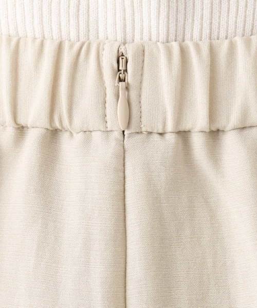 MK MICHEL KLEIN（エムケーミッシェルクラン）の「[UVカット/洗える]リネン混フレアースカート（スカート・レディース・ブラック/ベージュ/レッド・38）」の8枚目の写真