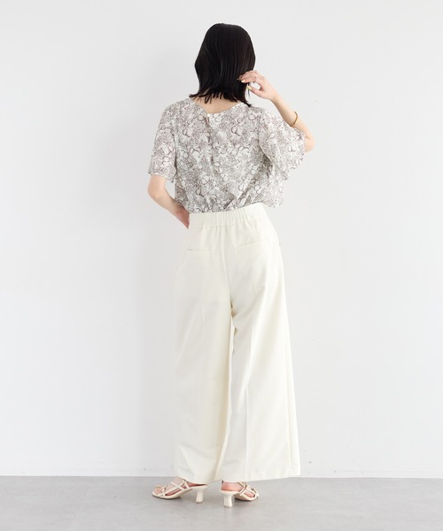 YECCA VECCA(イェッカヴェッカ)の「ラインフルーツ柄ラッフルブラウス(シャツ/ブラウス・レディース・ブラック/ベージュ・FREE)」の11枚目の写真