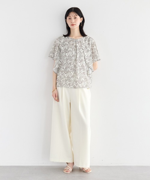 YECCA VECCA(イェッカヴェッカ)の「ラインフルーツ柄ラッフルブラウス(シャツ/ブラウス・レディース・ブラック/ベージュ・FREE)」の12枚目の写真