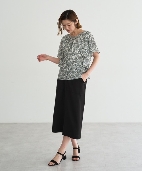 YECCA VECCA(イェッカヴェッカ)の「ラインフルーツ柄ラッフルブラウス(シャツ/ブラウス・レディース・ブラック/ベージュ・FREE)」の13枚目の写真