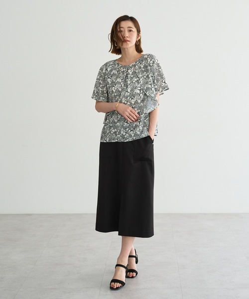 YECCA VECCA(イェッカヴェッカ)の「ラインフルーツ柄ラッフルブラウス(シャツ/ブラウス・レディース・ブラック/ベージュ・FREE)」の14枚目の写真