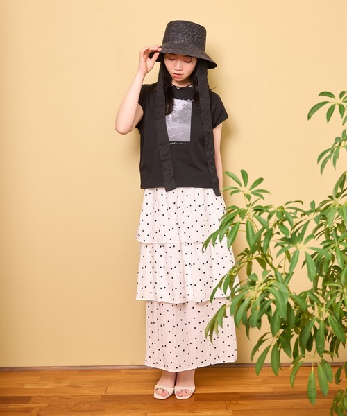 mysty woman(ミスティウーマン)の「【UVカット/接触冷感/吸水速乾機能付き】モノクロフォトショートT半袖 678689(Tシャツ/カットソー・レディース・オフホワイト/ブラック・FREE)」の4枚目の写真