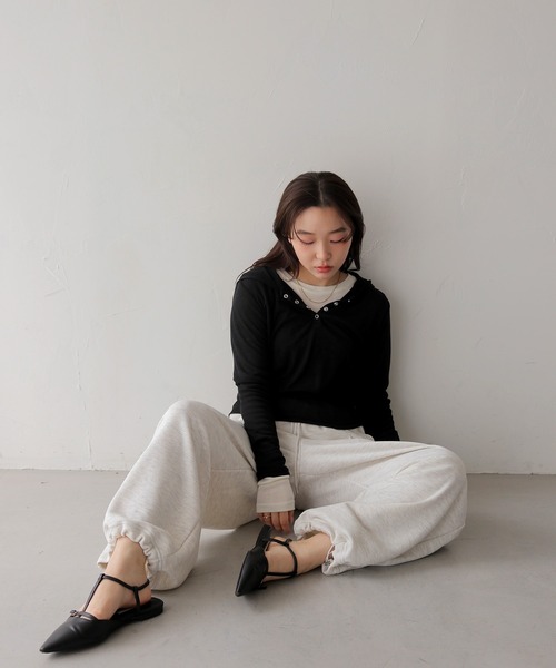 cheriella(シェリエラ)の「【cheriella】ドローストリング裏毛スウェットパンツ DRAWSTRING FRENCH TERRY SWEAT PANTS(スウェットパンツ・レディース・杢グレー/ブラック/オートミール・FREE)」の15枚目の写真