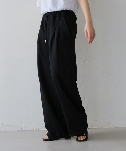 cheriella(シェリエラ)の「【cheriella】ドローストリング裏毛スウェットパンツ DRAWSTRING FRENCH TERRY SWEAT PANTS(スウェットパンツ・レディース・杢グレー/ブラック/オートミール・FREE)」の17枚目の写真
