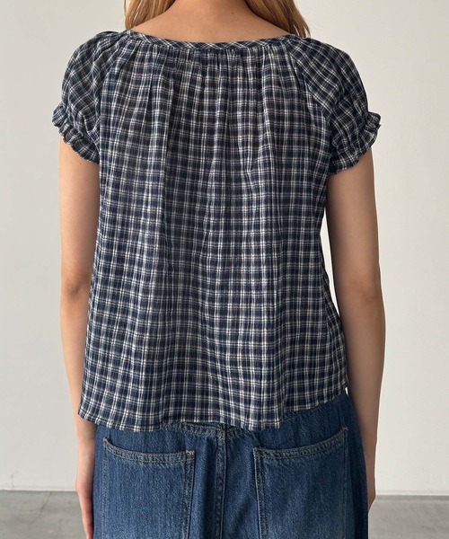 CANAL JEAN(キャナルジーン)の「HARING チェック半袖パフブラウス(シャツ/ブラウス・レディース・ネイビー・ONE SIZE)」の7枚目の写真