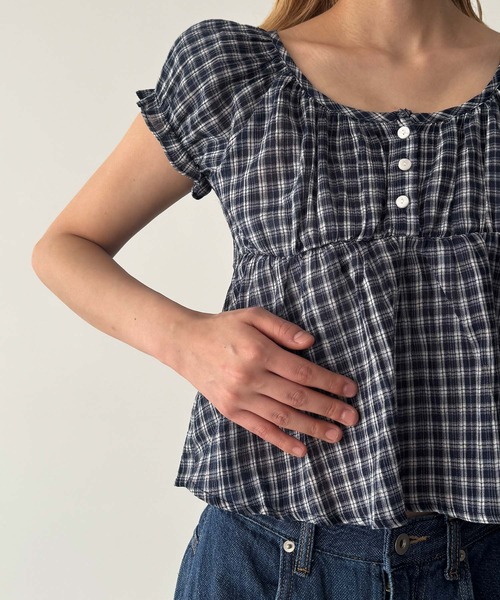 CANAL JEAN(キャナルジーン)の「HARING チェック半袖パフブラウス(シャツ/ブラウス・レディース・ネイビー・ONE SIZE)」の9枚目の写真