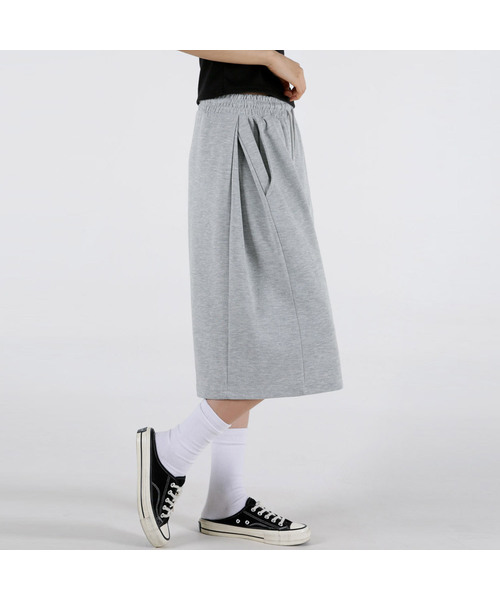UMM（ウム）の「レディース サイドピンタック 切り替え バミューダパンツ 3COLOR（その他パンツ・レディース・ライトグレー/ブラック/グレー系・MEDIUM/LARGE/X-LARGE）」の3枚目の写真