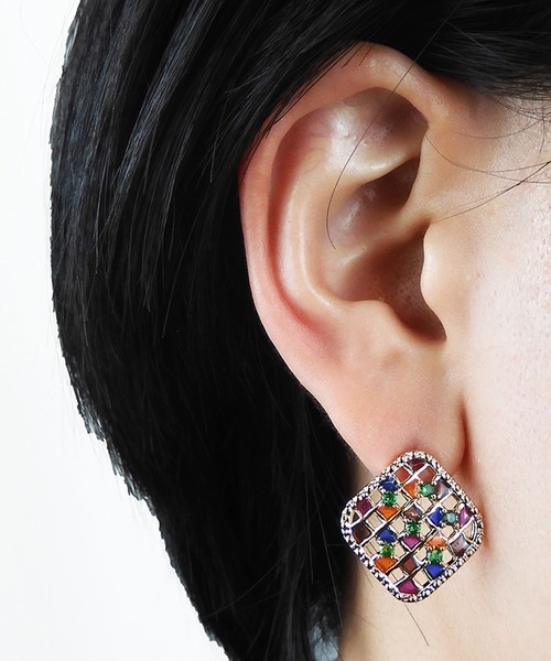 Zoule(ゾーラ)の「Zoule ゾーラ:MOROCCAN モロッカンシリーズ color bijou moroccan ピアス(ピアス(両耳用)・レディース・ゴールド/シルバー・FREE)」の5枚目の写真