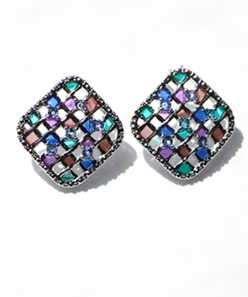Zoule(ゾーラ)の「Zoule ゾーラ:MOROCCAN モロッカンシリーズ color bijou moroccan ピアス(ピアス(両耳用)・レディース・ゴールド/シルバー・FREE)」の8枚目の写真