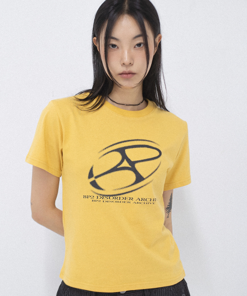 BP2 DISORDER(ビーピーツーディスオーダー)の「ビッググラフィックロゴクロップTシャツイエロー(Tシャツ/カットソー・レディース・その他・FREE)」の1枚目の写真