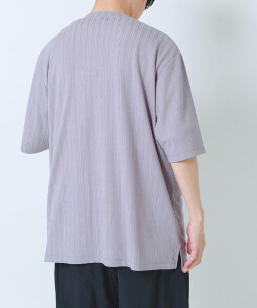ITEMS URBANRESEARCH(アイテムズ アーバンリサーチ)の「『接触冷感』ランダムピッチ5sカーディガン+冷感Tシャツ セット(Tシャツ/カットソー・メンズ・ネイビー/ベージュ/グレー/ブラック・LARGE/MEDIUM)」の17枚目の写真