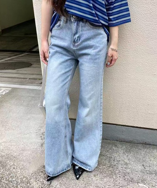 mebole(メボレ)の「フレアデニムパンツ(デニムパンツ・レディース・ブルー・MEDIUM/SMALL)」の8枚目の写真