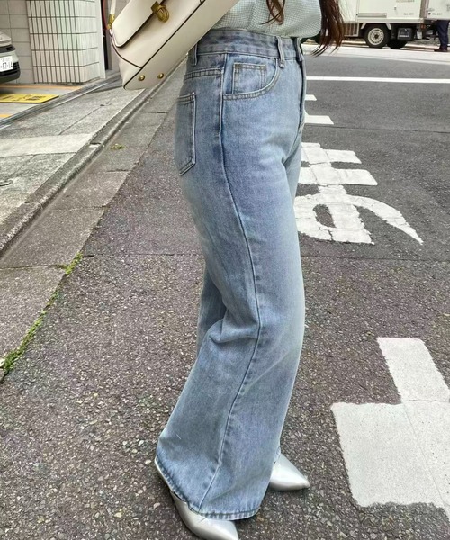 mebole(メボレ)の「フレアデニムパンツ(デニムパンツ・レディース・ブルー・MEDIUM/SMALL)」の18枚目の写真