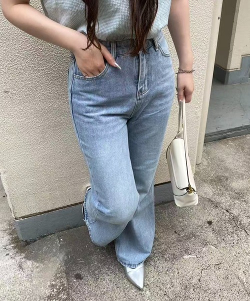 mebole(メボレ)の「フレアデニムパンツ(デニムパンツ・レディース・ブルー・MEDIUM/SMALL)」の13枚目の写真