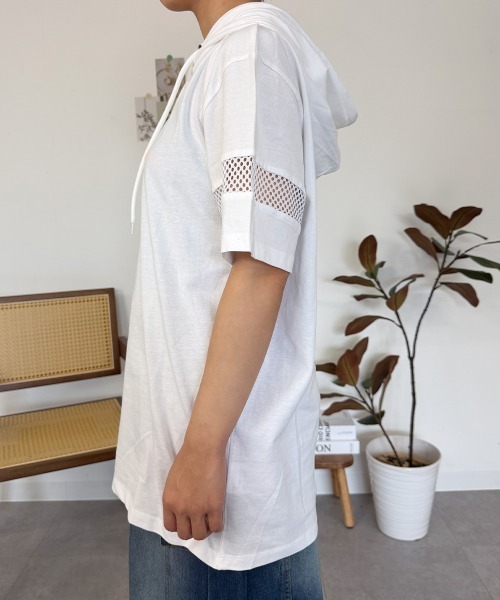 RCD(アールシーディー)の「ロゴ刺繍袖メッシュ半袖パーカー(パーカー・レディース・ブラック/オフホワイト・M)」の17枚目の写真