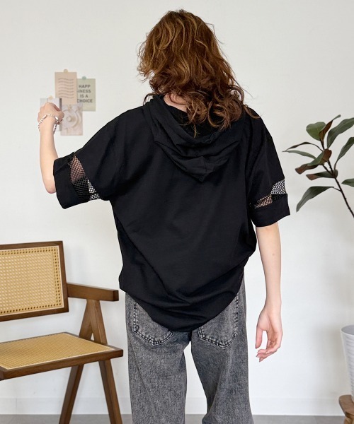RCD(アールシーディー)の「ロゴ刺繍袖メッシュ半袖パーカー(パーカー・レディース・ブラック/オフホワイト・M)」の9枚目の写真