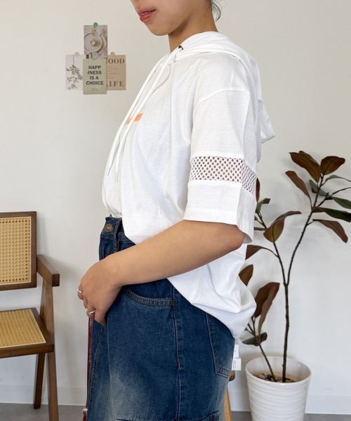 RCD(アールシーディー)の「ロゴ刺繍袖メッシュ半袖パーカー(パーカー・レディース・ブラック/オフホワイト・M)」の5枚目の写真
