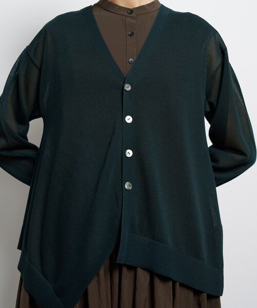 LANVIN en Bleu（ランバンオンブルー）の「シアーアシンメヘムカーディガン（カーディガン/ボレロ・レディース・ブラウン/グリーン/ブラック・38）」の12枚目の写真