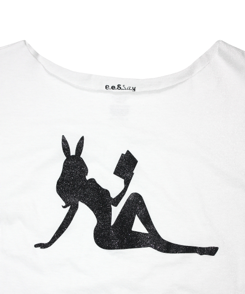 EESSAY(エッセイ)の「READING BUNNY GIRL TEE - WHITE(Tシャツ/カットソー・レディース・その他・FREE)」の5枚目の写真