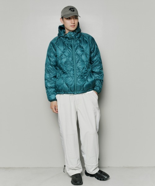 TAION(タイオン)の「bal / TAION REMOVABLE SLEEVE DOWN JACKET(ダウンジャケット/コート・メンズ・ブラウン/ブラック/ブルー系その他・1/3/2)」の8枚目の写真