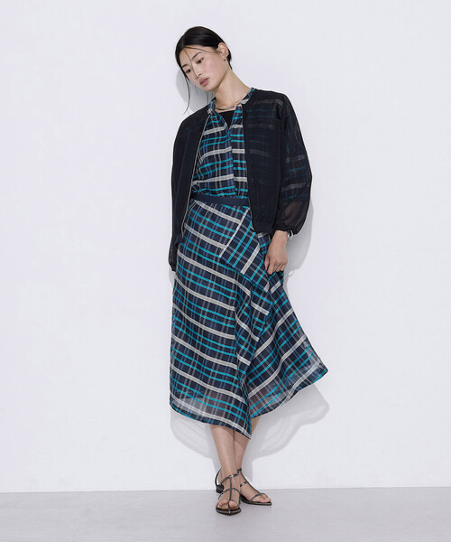 K.T KIYOKO TAKASE（キヨコタカセ）の「シルクシアーチェック ラップ風アシンメトリースカート（スカート・レディース・ブルー系その他/ブラウン系その他・9号）」の3枚目の写真