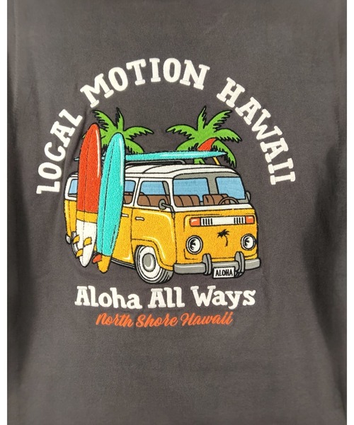 LOCALMOTION HAWAII(ローカルモーション ハワイ)の「サーフバス柄サガラ刺繍Tシャツ(Tシャツ/カットソー・メンズ・グリーン/ホワイト/チャコールグレー・SMALL/MEDIUM/LARGE/X-LARGE)」の9枚目の写真