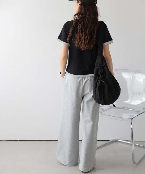La-gemme(ラジェム)の「レイヤード風デザインのバイカラーヘンリーネック Tシャツ/アレンジ自在/伸縮生地(Tシャツ/カットソー・レディース・グレー/ネイビー/ブラック・フリー)」の5枚目の写真